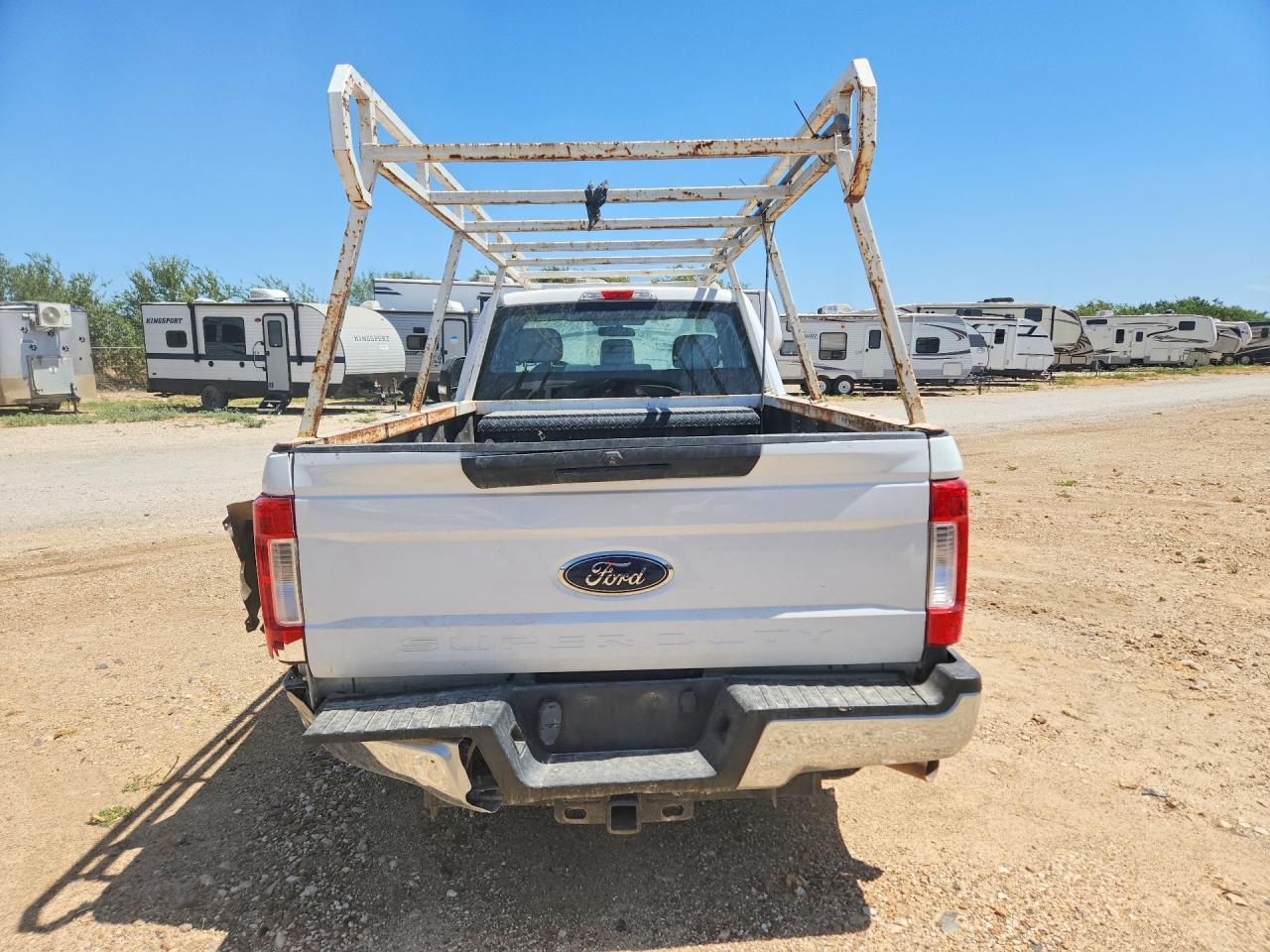 2018 Ford F250 Super Duty - Image 6