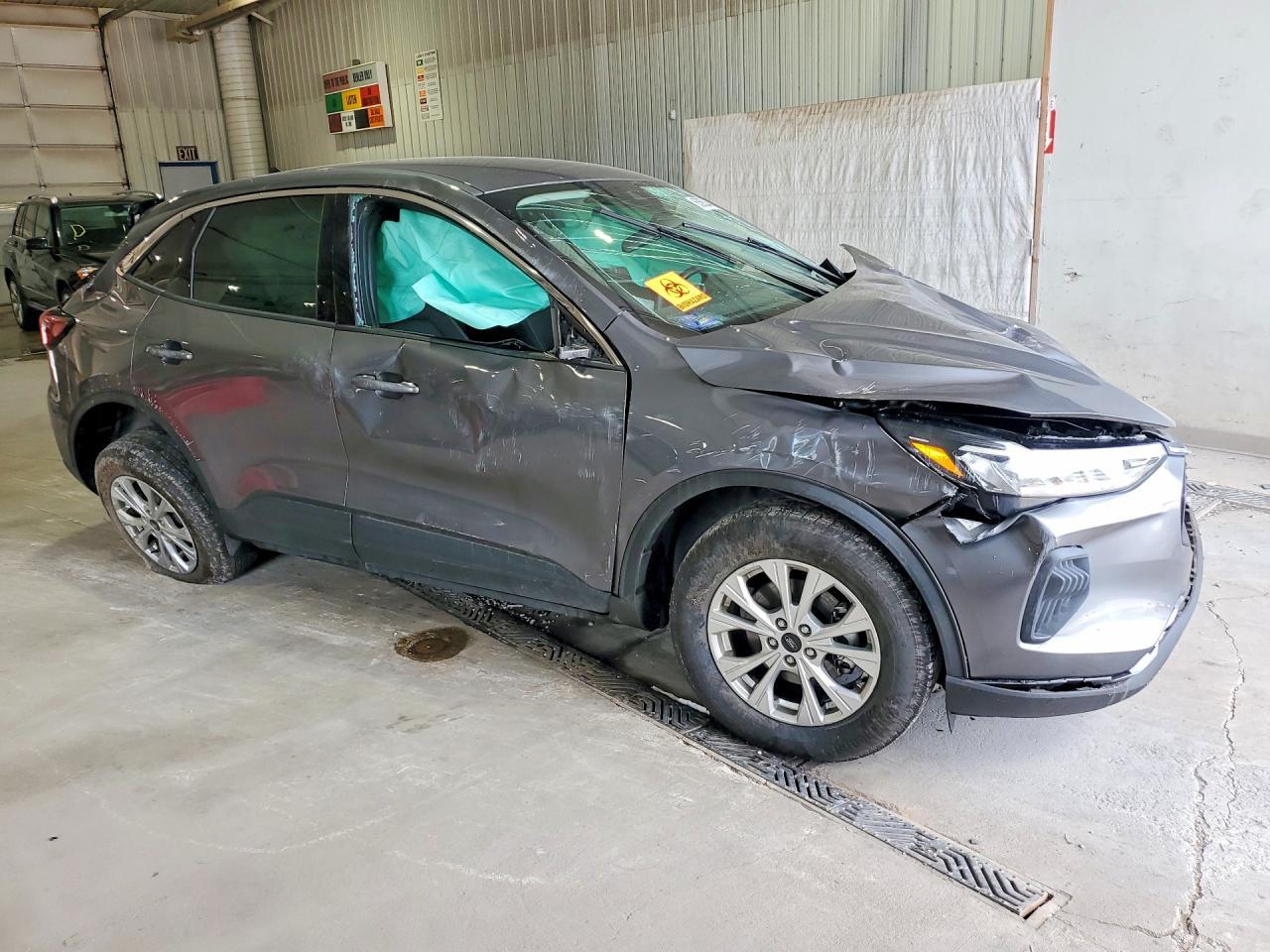 2024 Ford Escape Active - Image 4