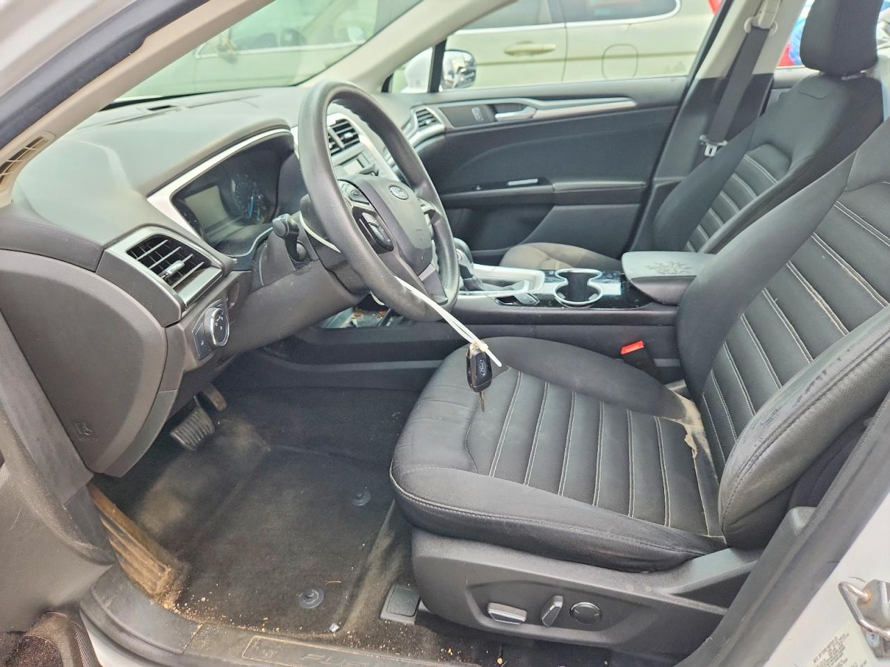 2015 Ford Fusion Se - Фото 7