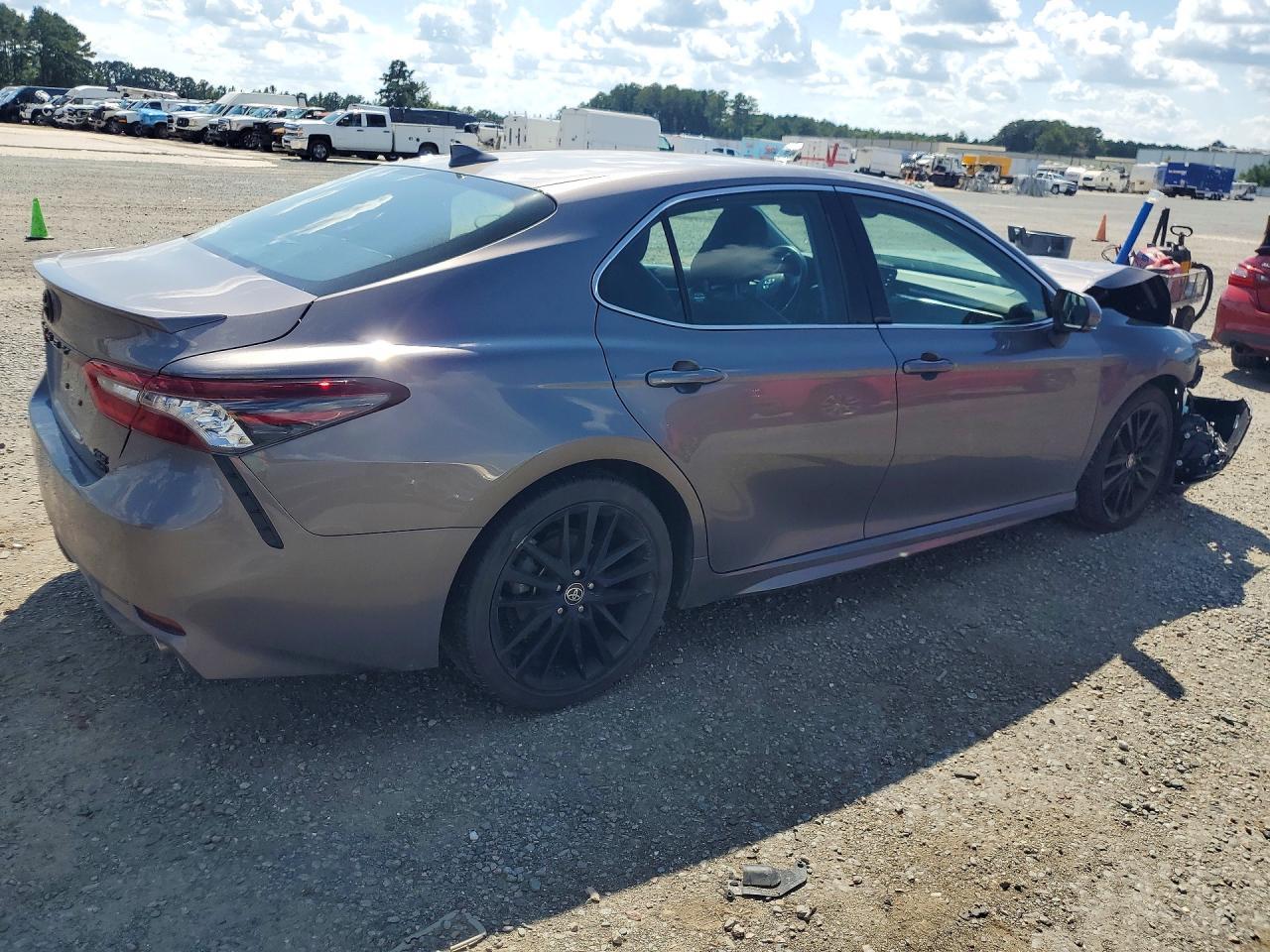 2024 Toyota Camry Xse - Фото 3