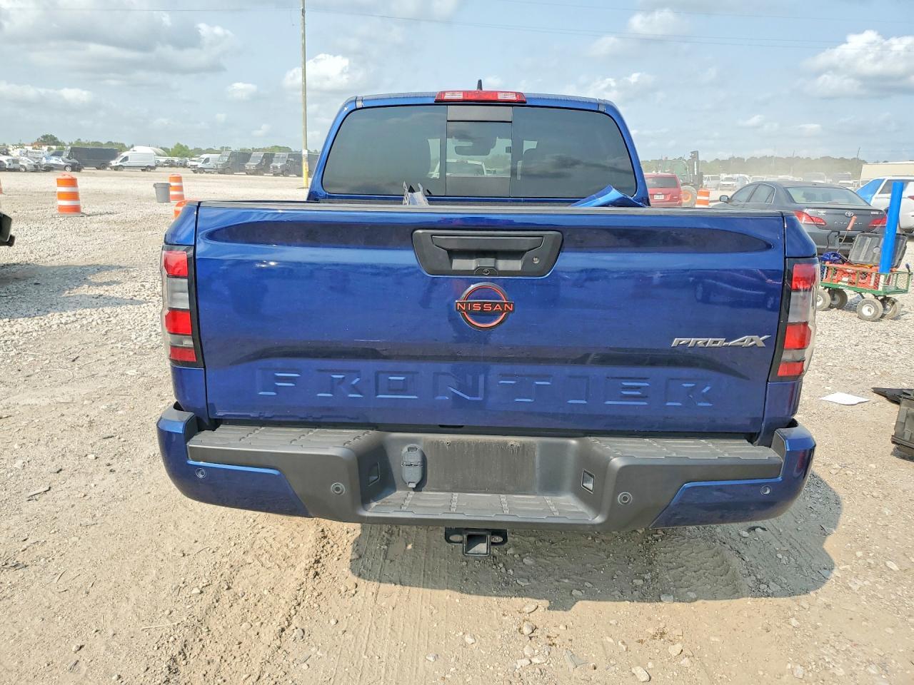 2023 Nissan Frontier Pro-4X - Image 6