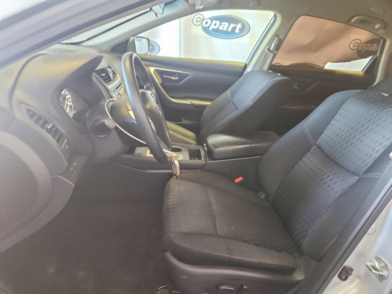 2017 Nissan Altima 2.5 S - Фото 7
