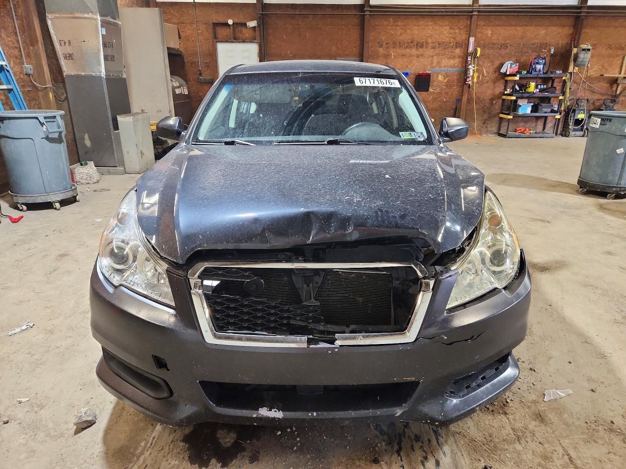 2013 Subaru Legacy 2.5I - Image 5