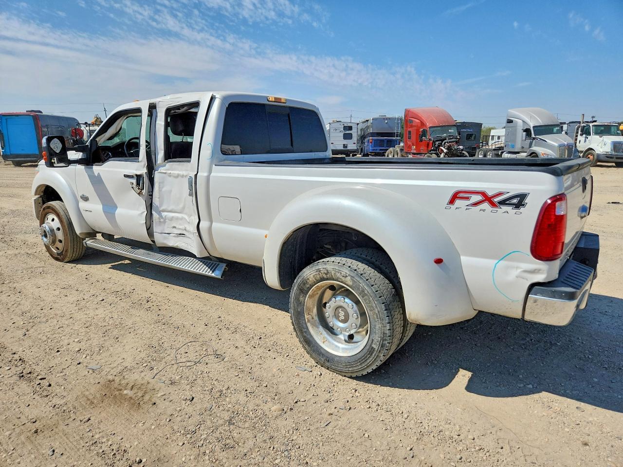 2016 Ford F-450 - Image 2