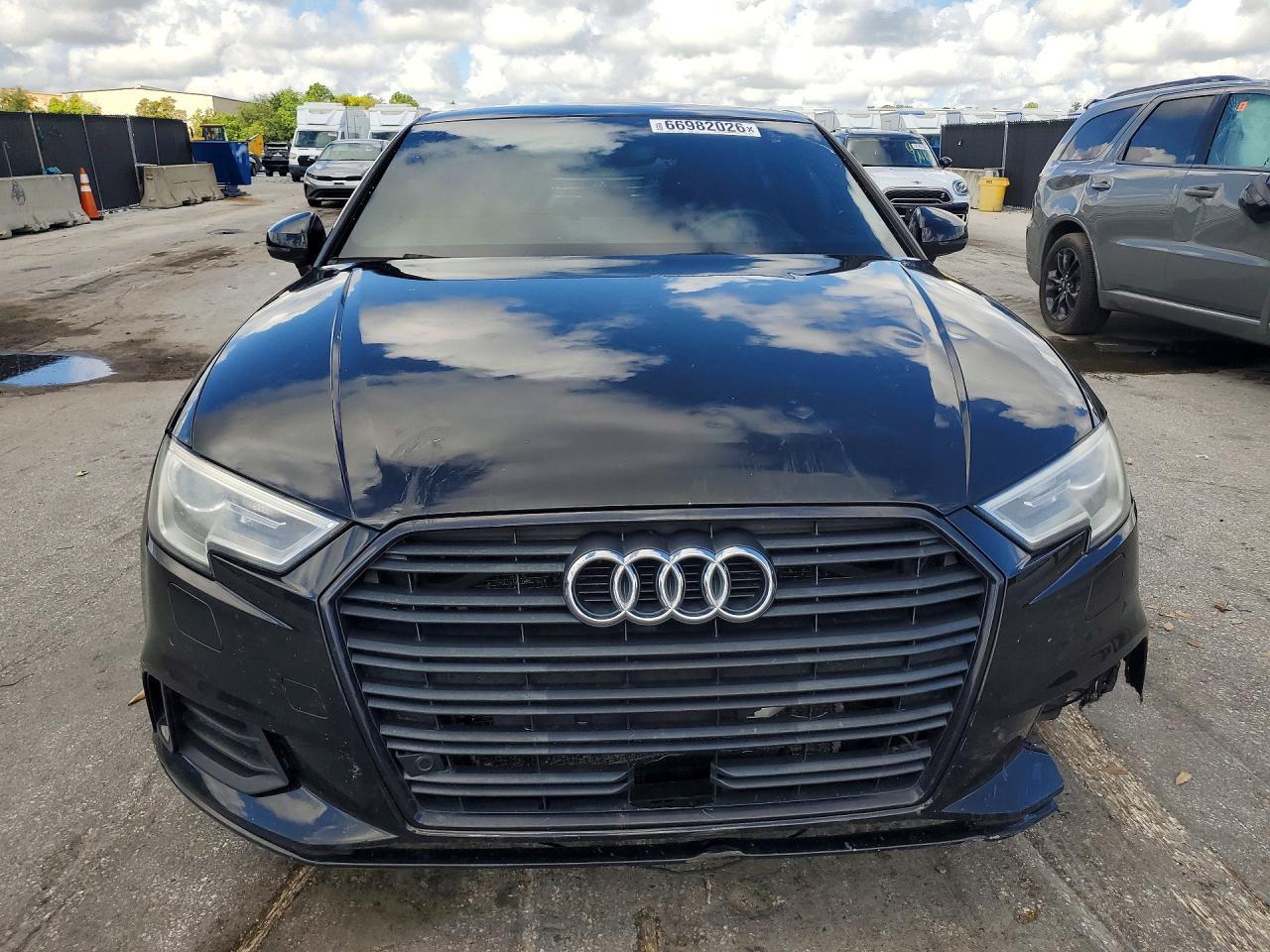 2020 Audi A3 Premium - Фото 5