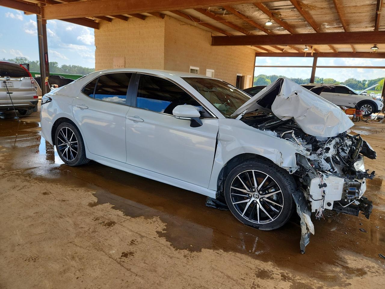 2023 Toyota Camry Se - Фото 4