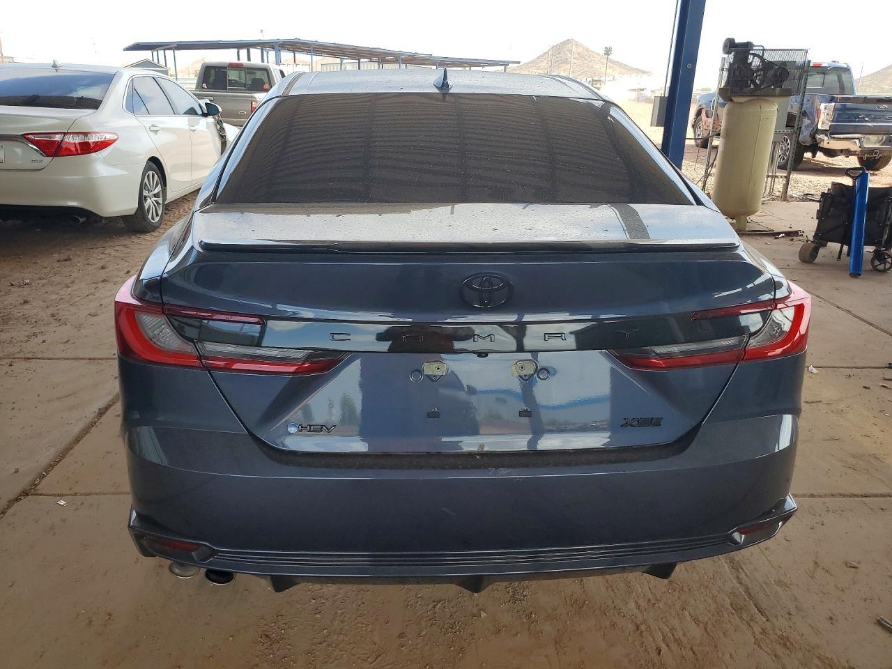 2026 Toyota Camry Xse - Фото 6