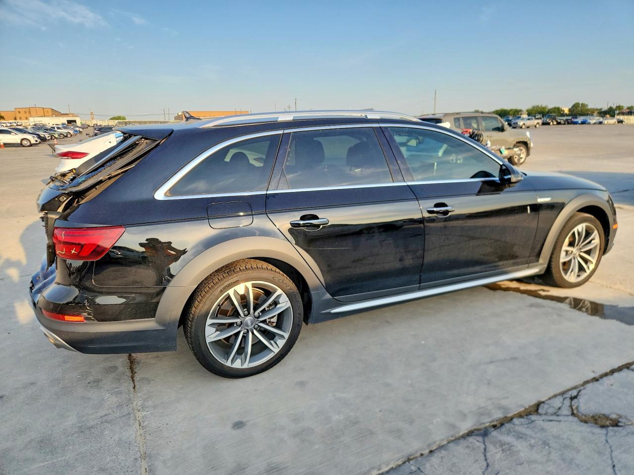 2018 Audi A4 Allroad Premium Plus - Фото 3