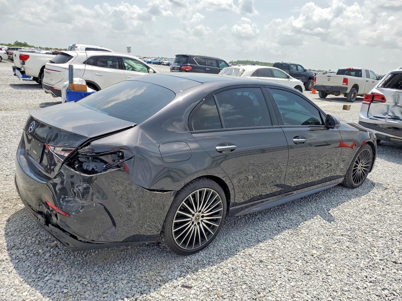 2024 Mercedes-Benz C 300 - Фото 3