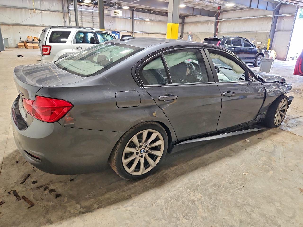 2018 BMW 320 I - Image 3