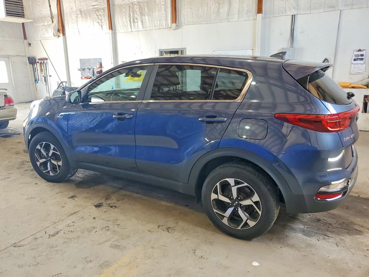 2021 Kia Sportage Lx - Image 2