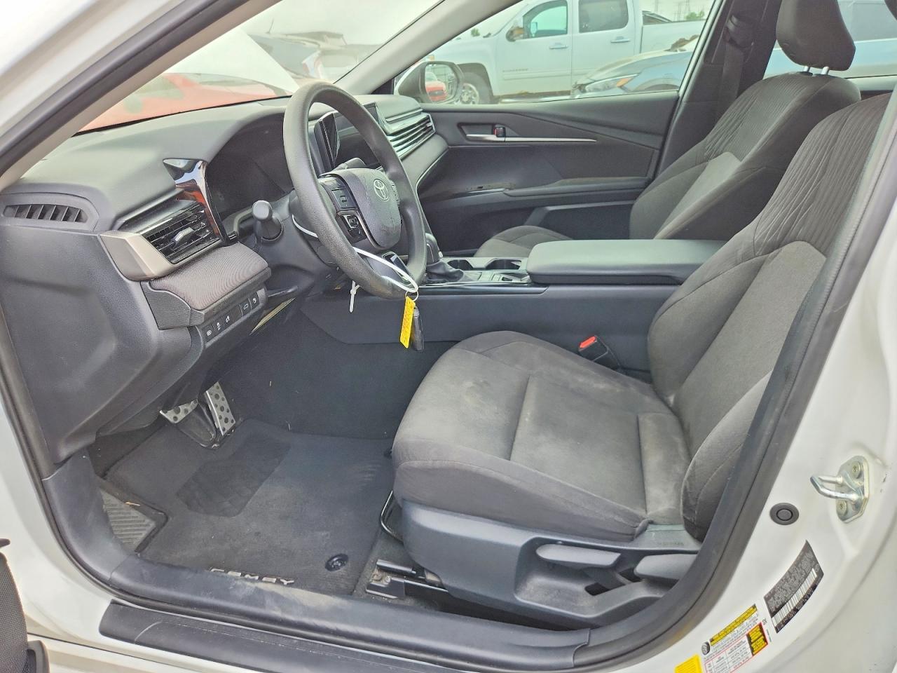 2025 Toyota Camry Se - Фото 7
