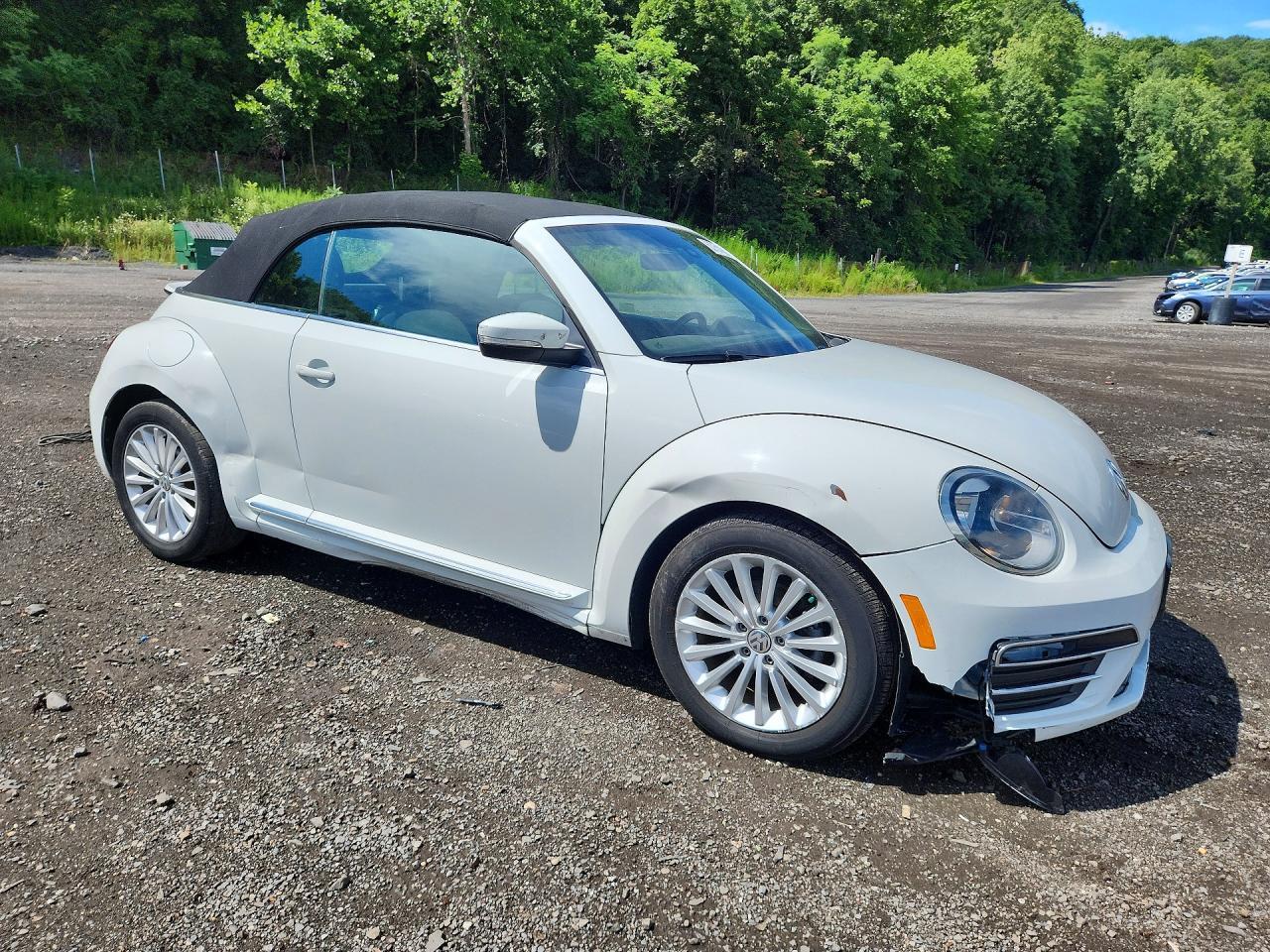 2019 Volkswagen Beetle S - Фото 4