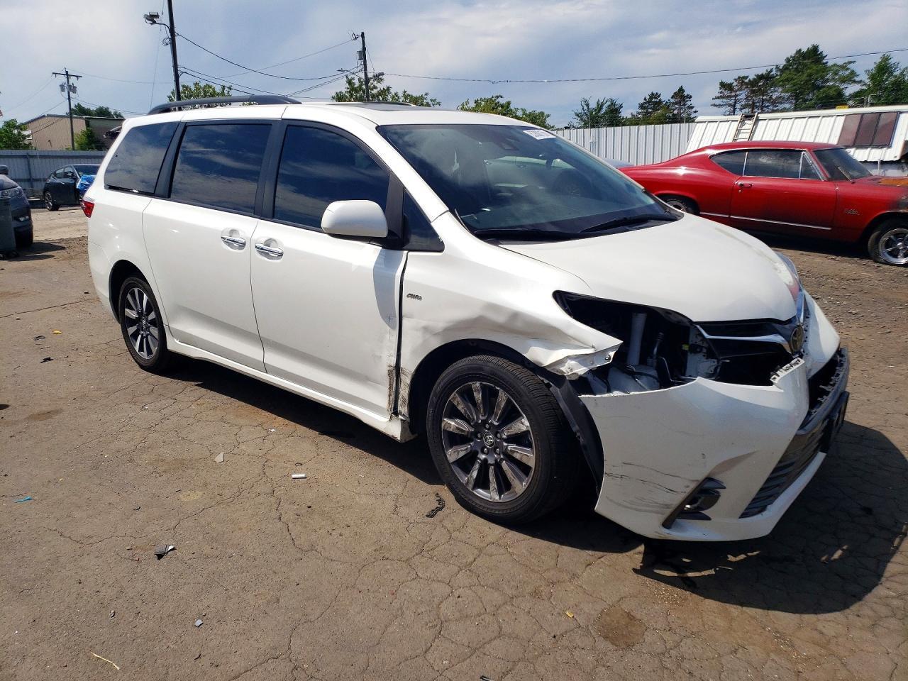 2019 Toyota Sienna Xle Premium 7-Passenger - Фото 4