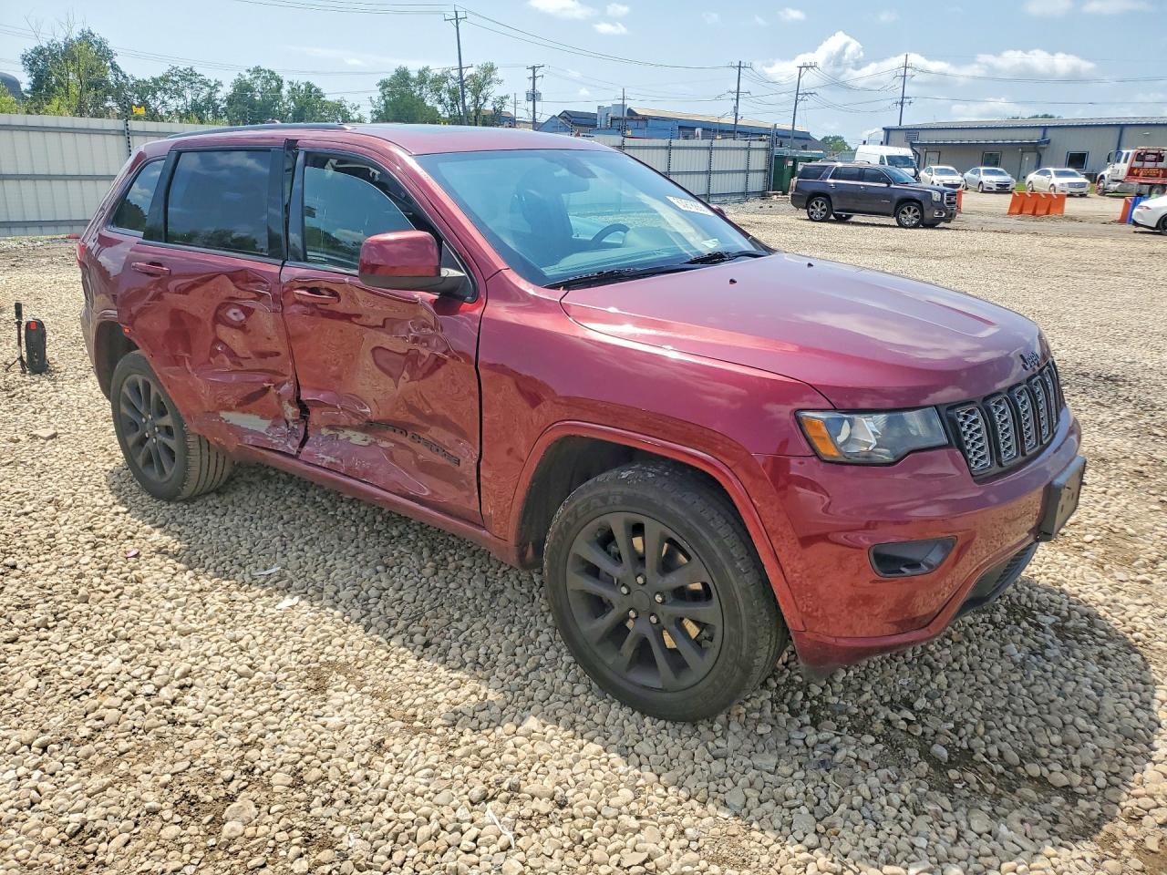 2021 Jeep Grand Cherokee Laredo - Image 4