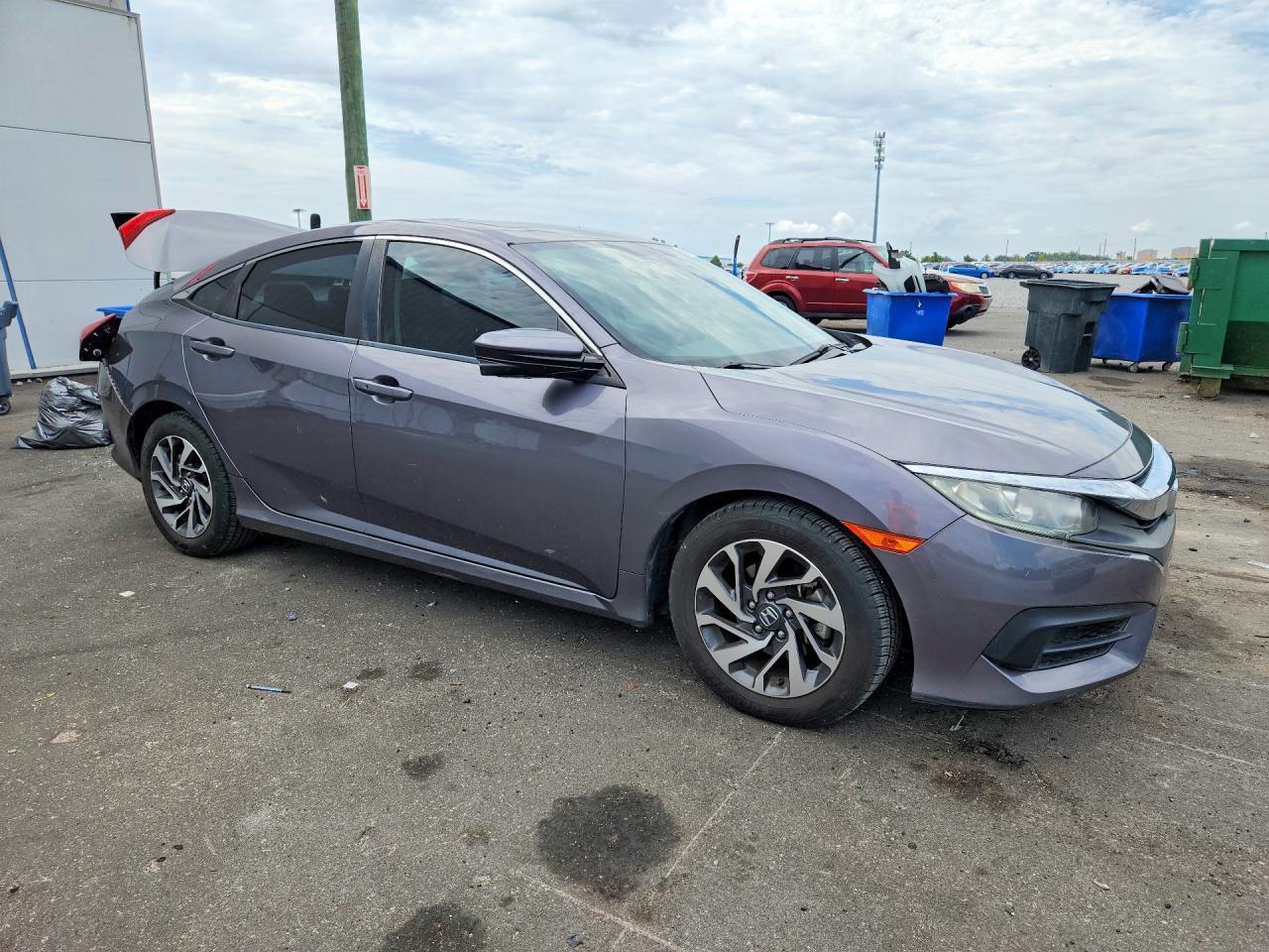 2018 Honda Civic Ex - Image 4