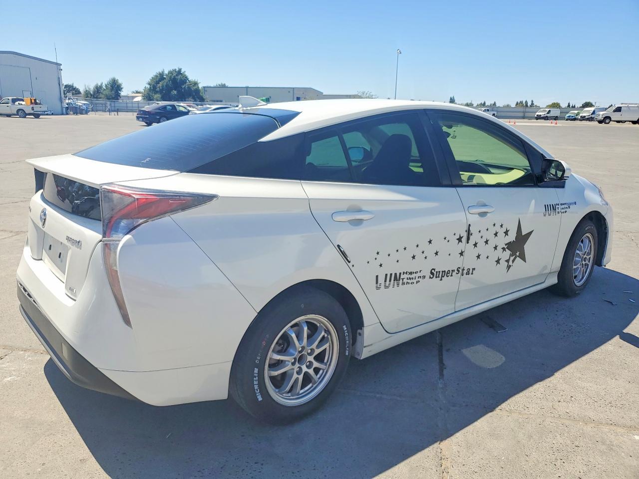 2016 Toyota Prius Two Eco - Image 3