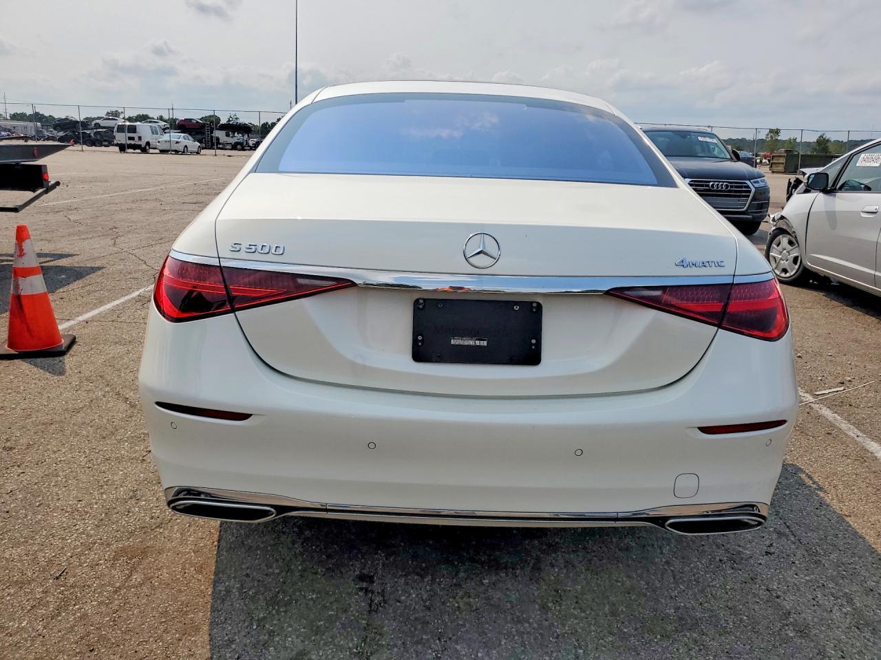 2021 Mercedes-Benz S 500 4Matic - Фото 6