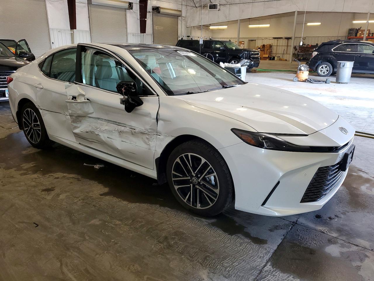 2026 Toyota Camry Xle - Фото 4