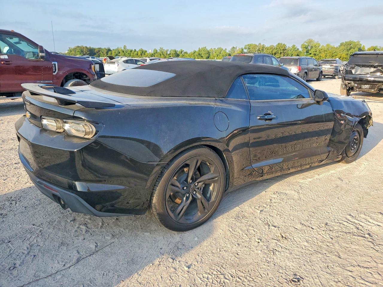 2024 Chevrolet Camaro Ls - Фото 3