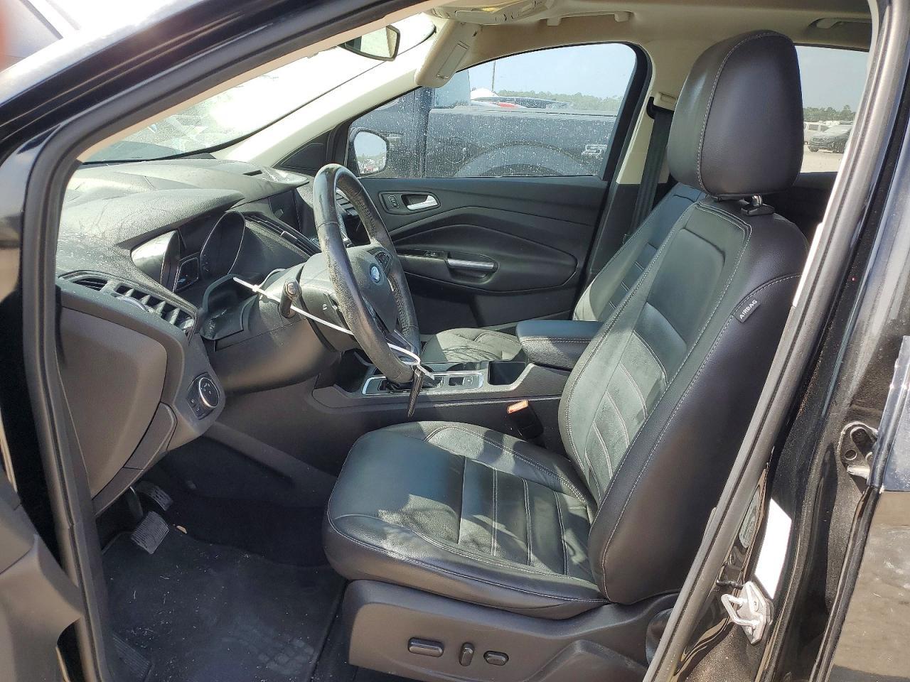 2017 Ford Escape Titanium - Image 7