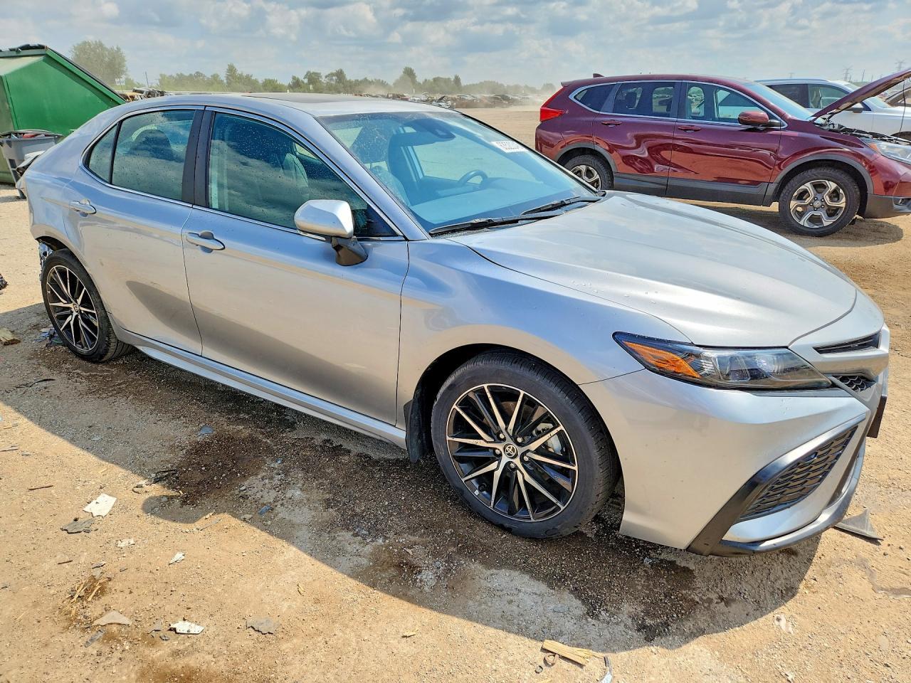 2024 Toyota Camry Se - Image 4