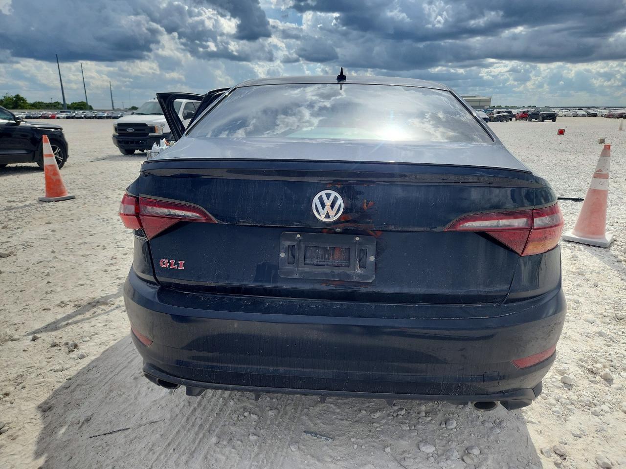 2019 Volkswagen Jetta Gli - Image 6