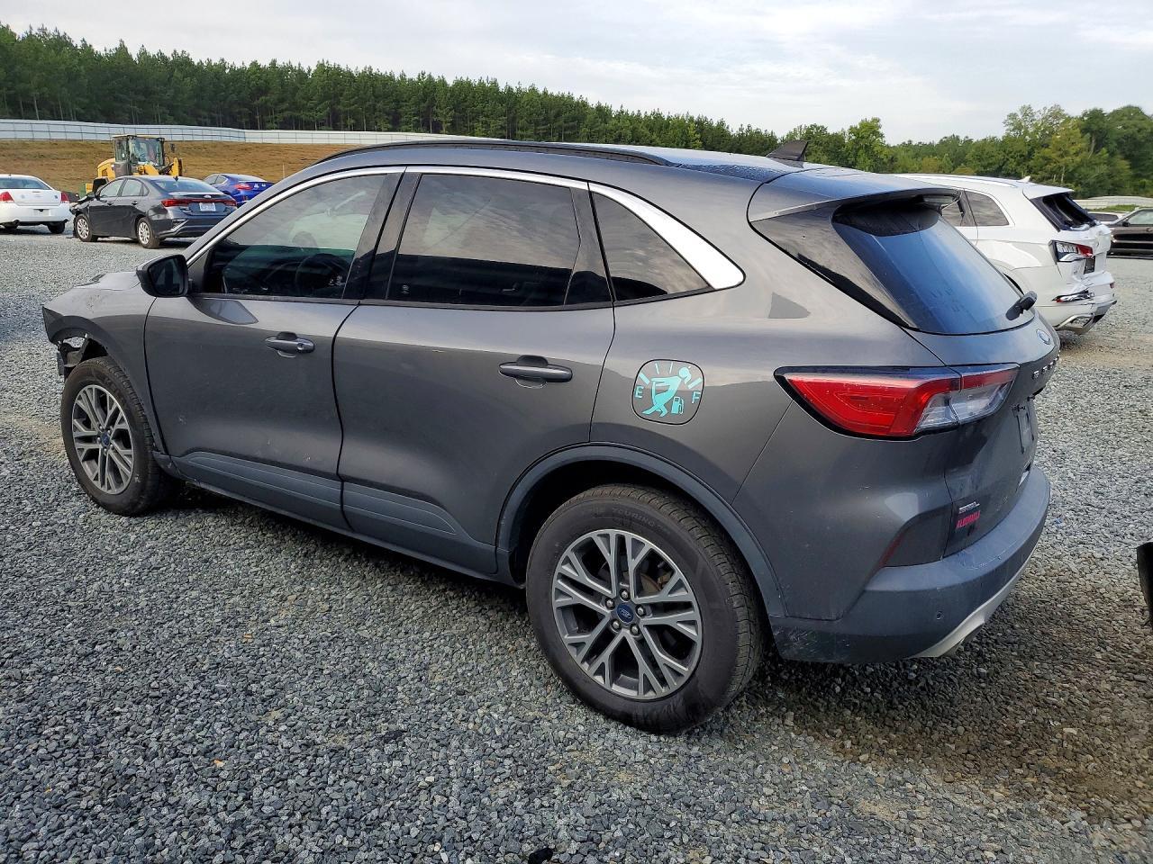 2021 Ford Escape Sel - Фото 2