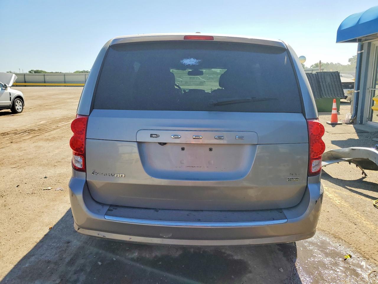 2018 Dodge Grand Caravan Sxt - Image 6