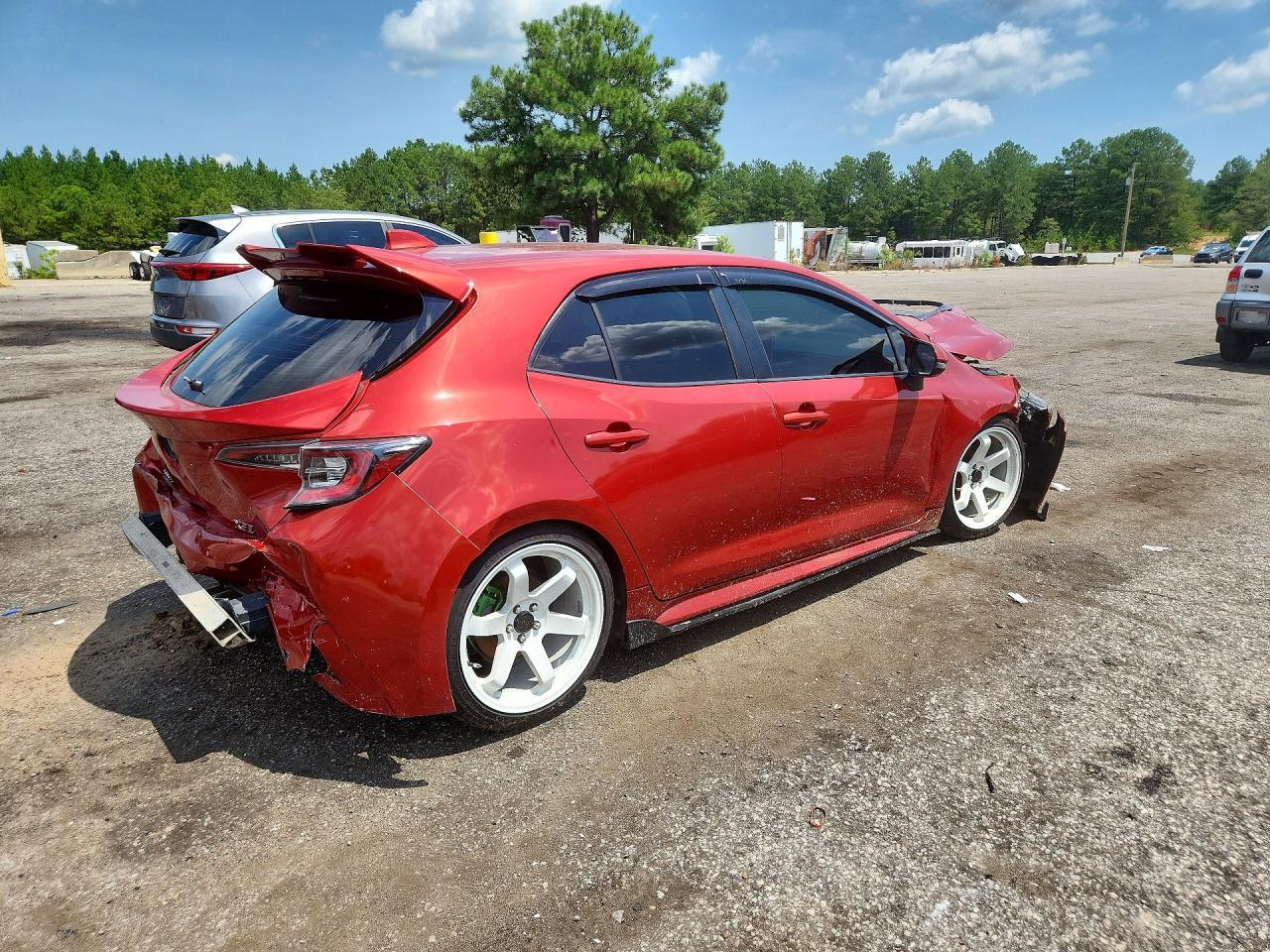 2019 Toyota Corolla Hatchback Xse - Image 3