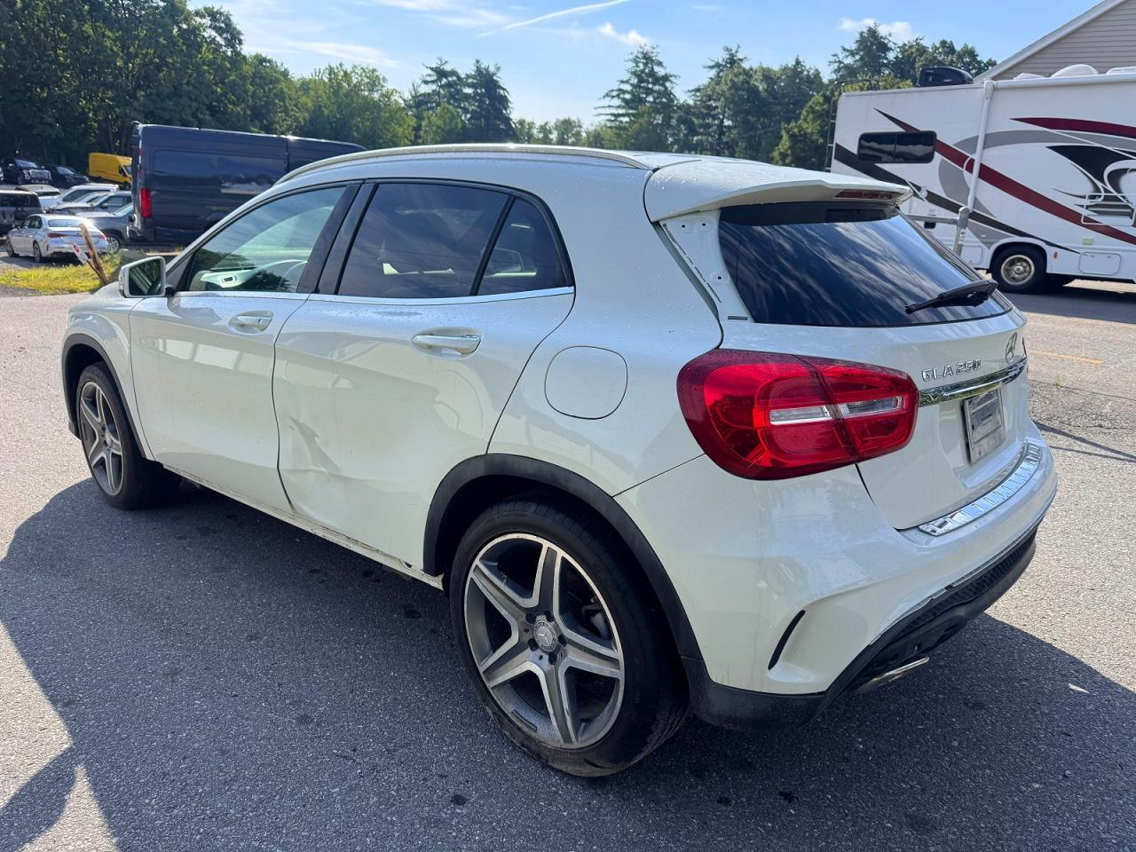 2016 Mercedes-Benz Gla 250 4Matic - Image 2