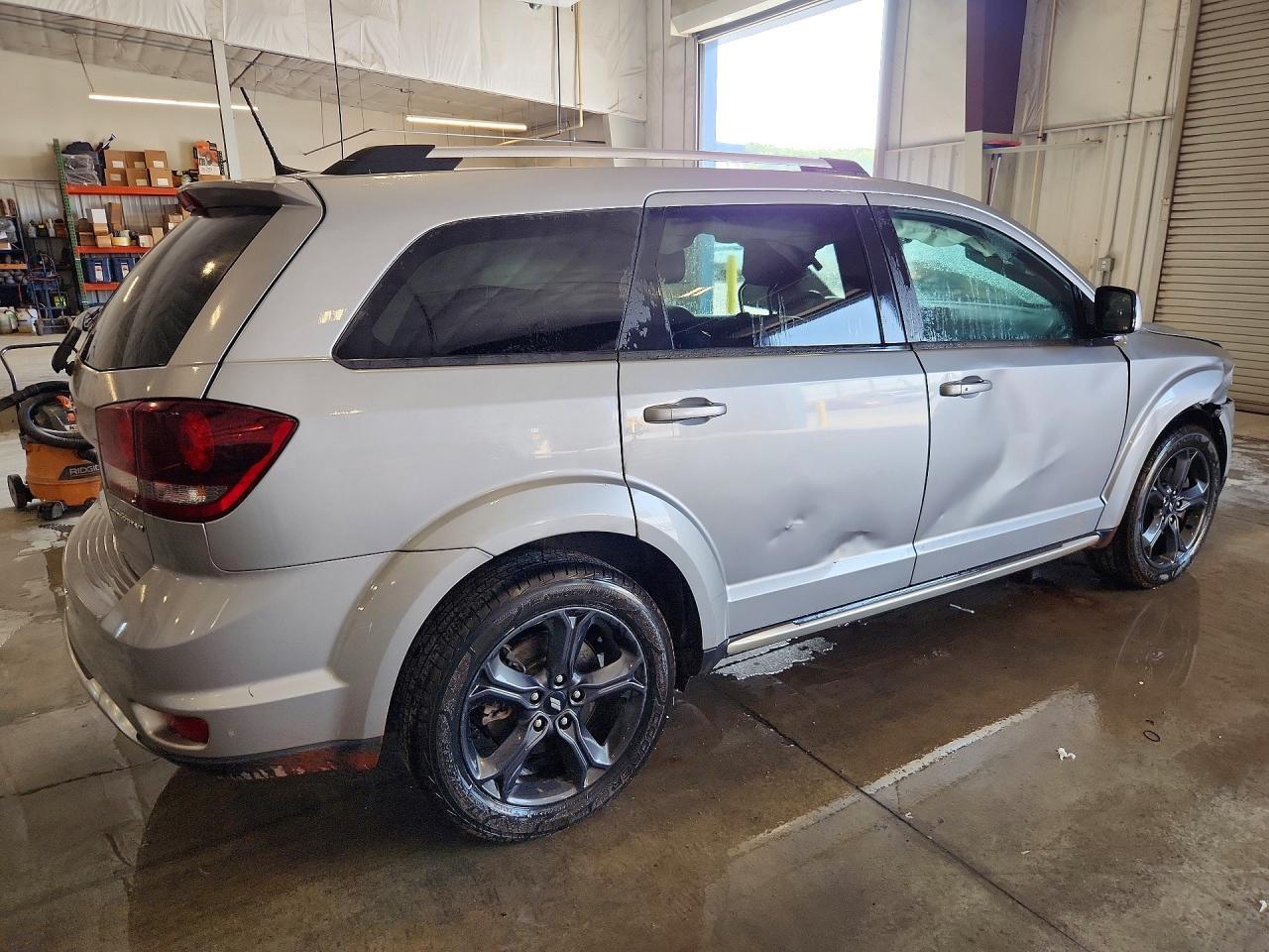 2018 Dodge Journey Crossroad - Фото 3