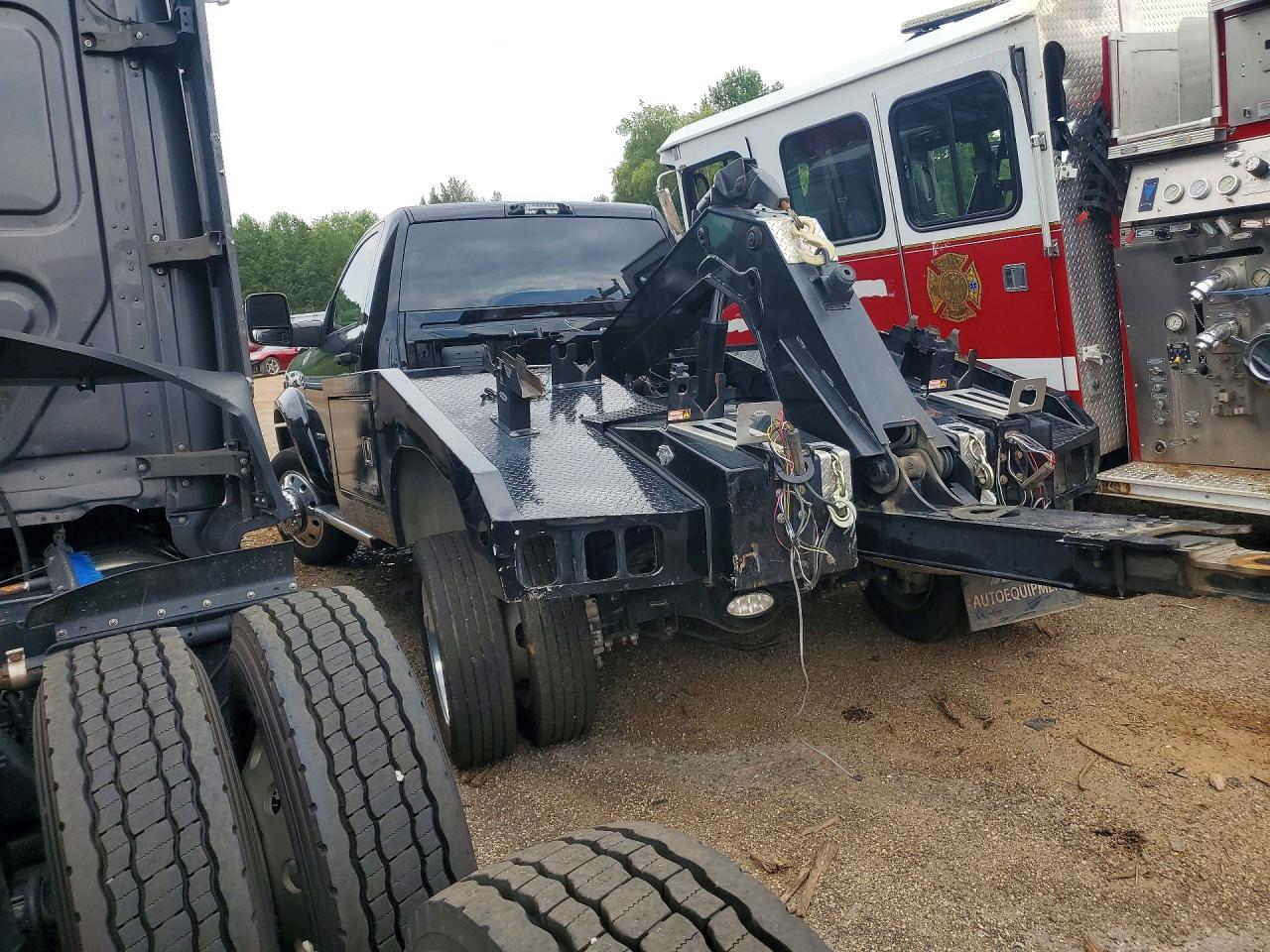 2026 Ram 4500 - Tow Truck - Фото 2