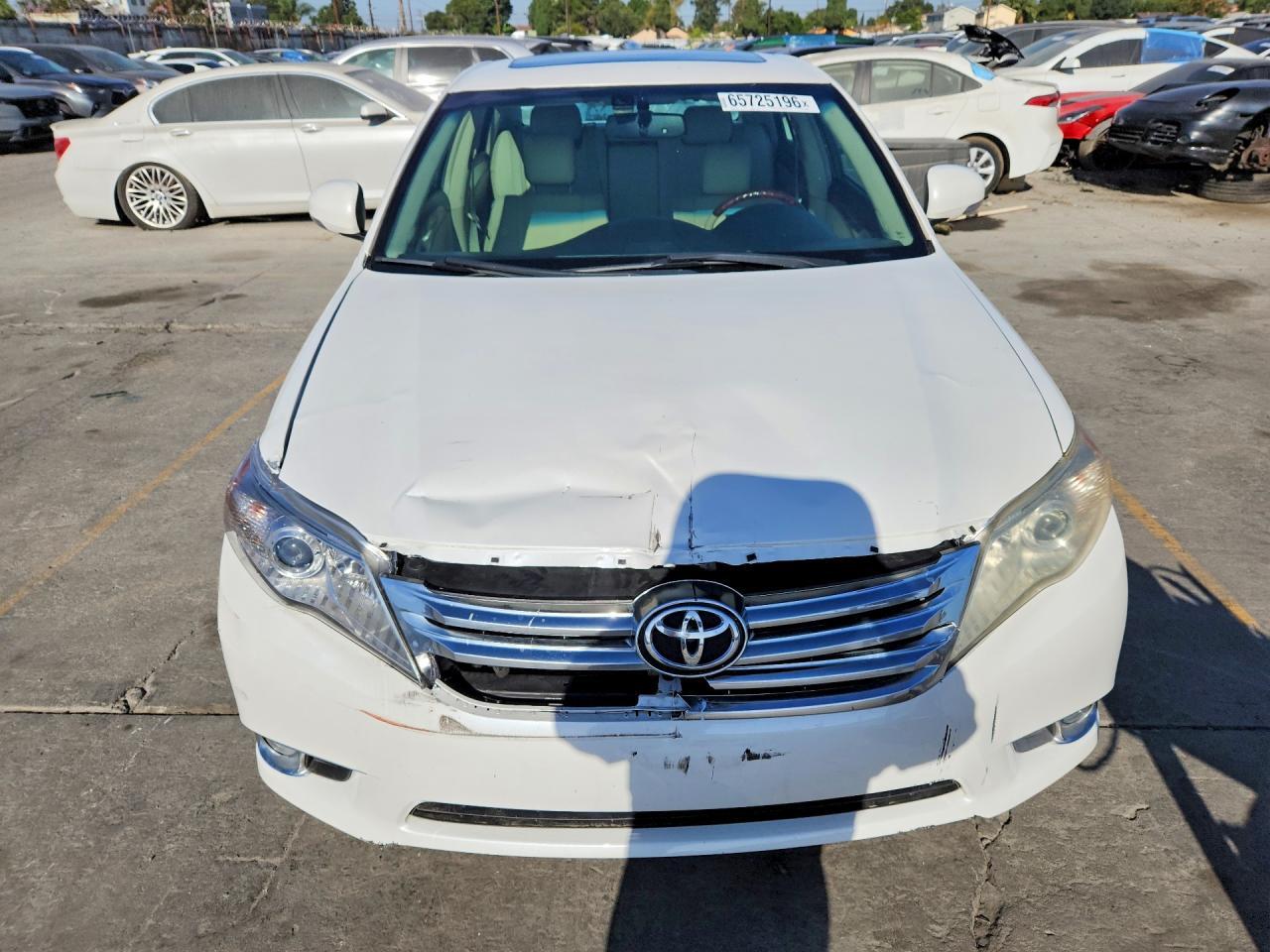 2011 Toyota Avalon Limited - Фото 5