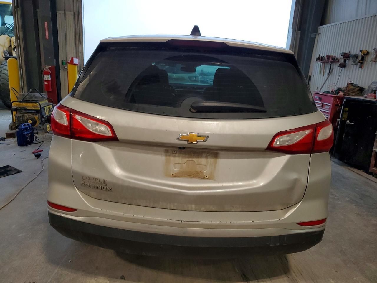 2018 Chevrolet Equinox Ls - Фото 6