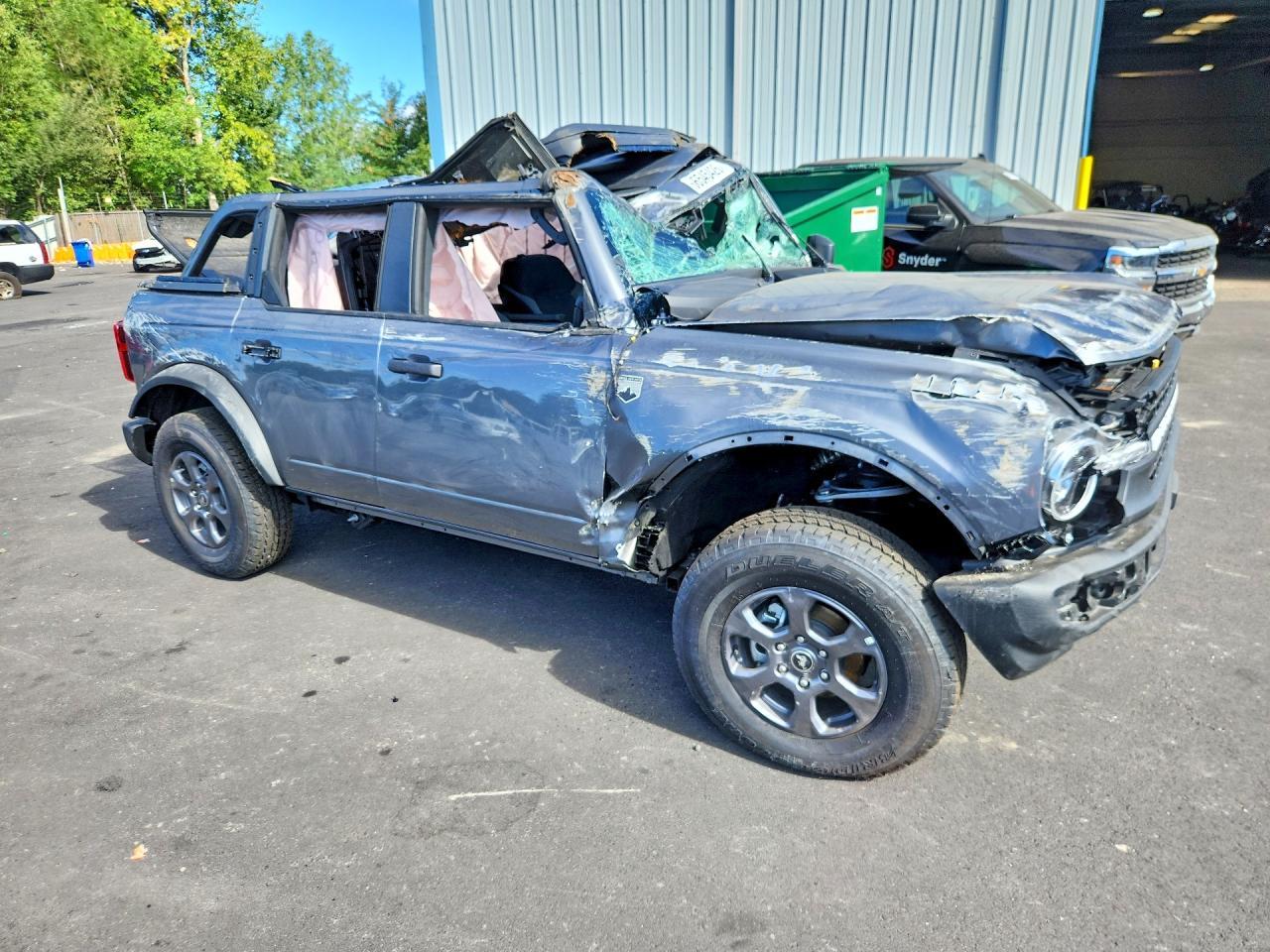 2026 Ford Bronco Big Bend - Image 4