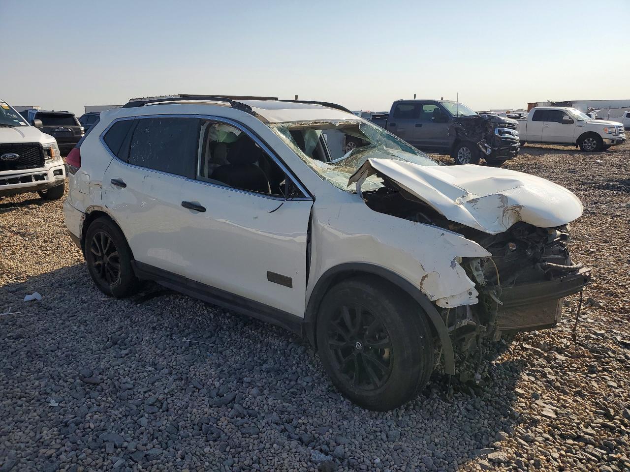 2017 Nissan Rogue Sv - Фото 4
