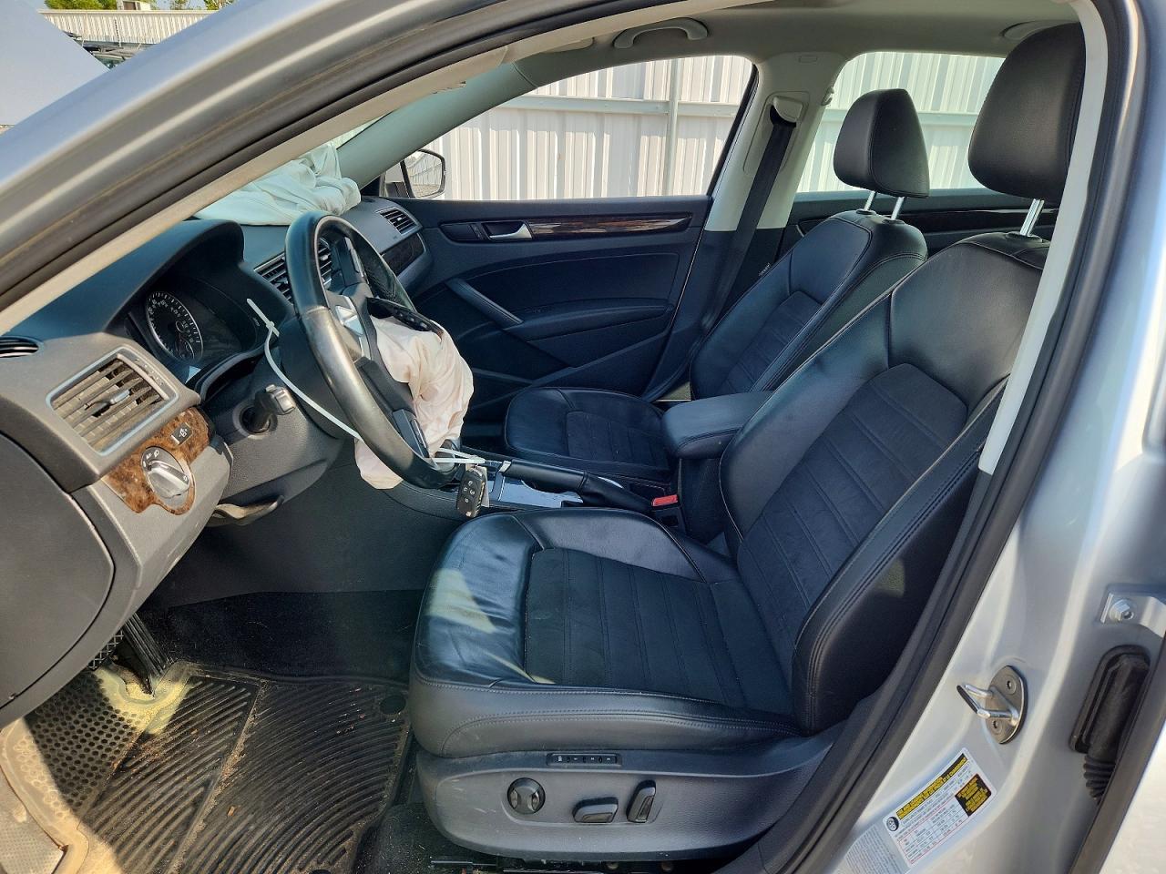2015 Volkswagen Passat Sel - Image 7