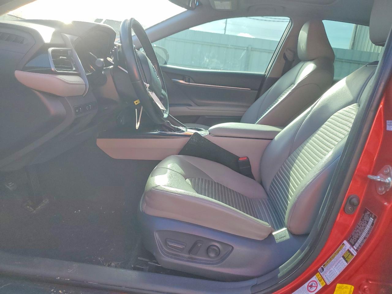 2019 Toyota Camry Se - Фото 7