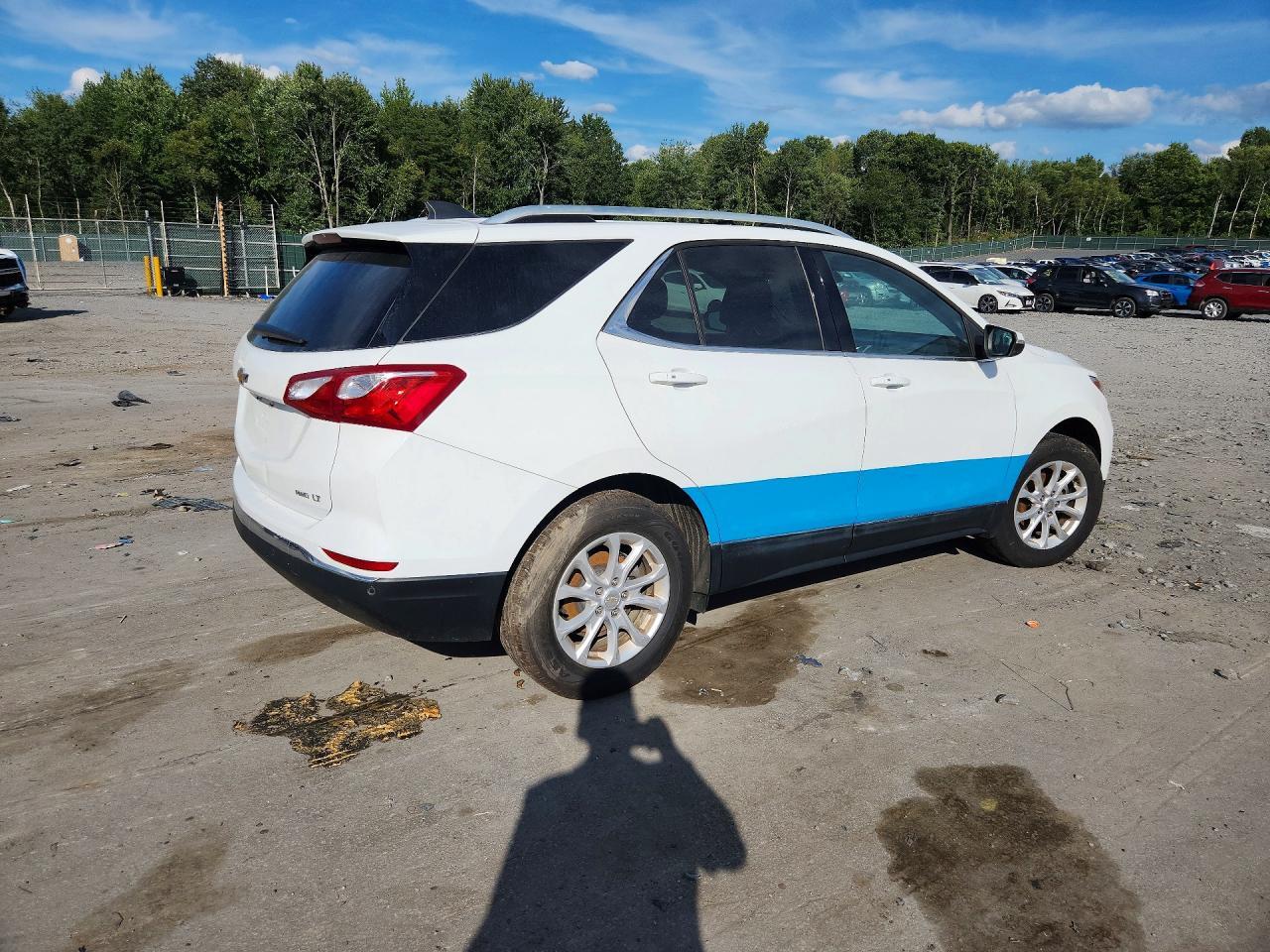 2019 Chevrolet Equinox Lt - Image 3