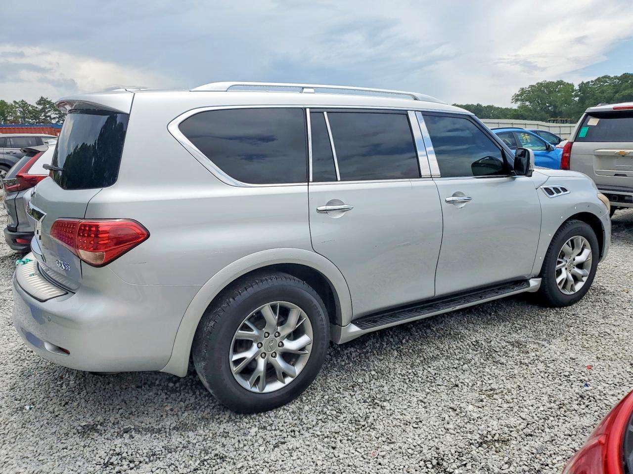 2011 Infiniti Qx56 Base - Image 3