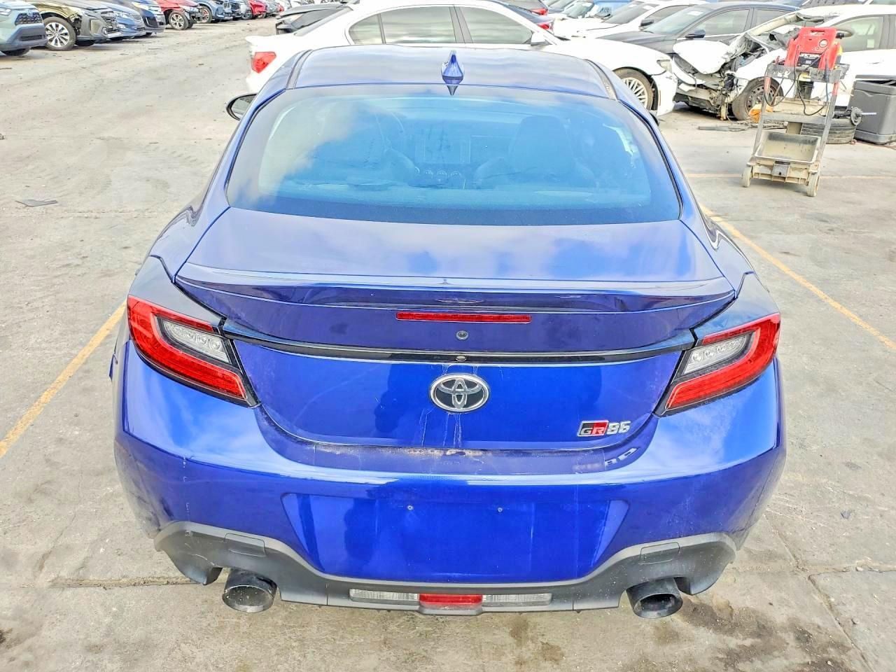 2025 Toyota Gr86 Premium - Фото 6