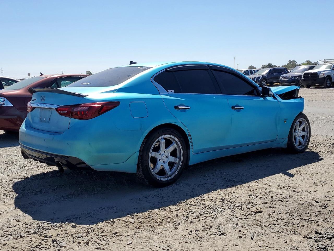 2018 Infiniti Q50 3.0T Luxe - Фото 3