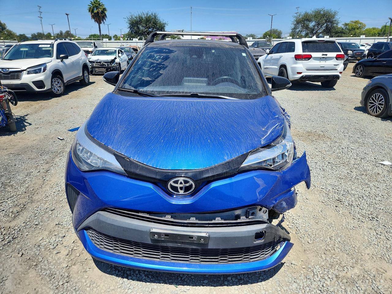 2020 Toyota C-Hr Xle - Image 5