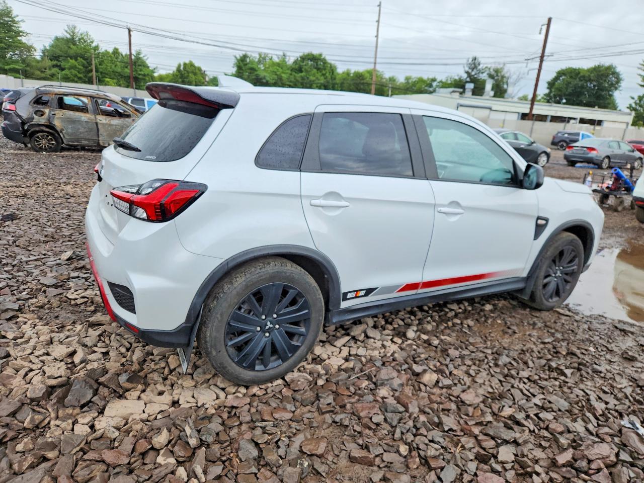 2024 Mitsubishi Outlander Sport S/Se - Image 3