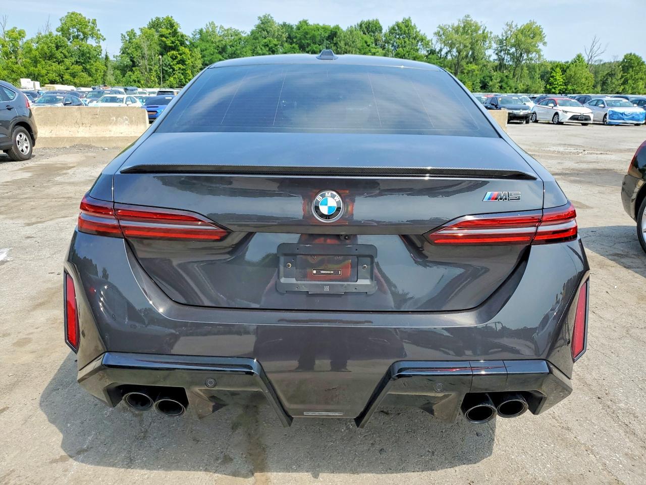 2026 BMW M5 - Фото 6
