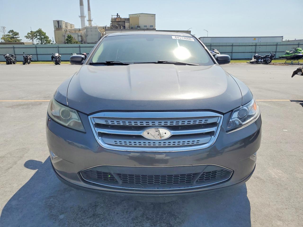 2012 Ford Taurus Sho - Image 5