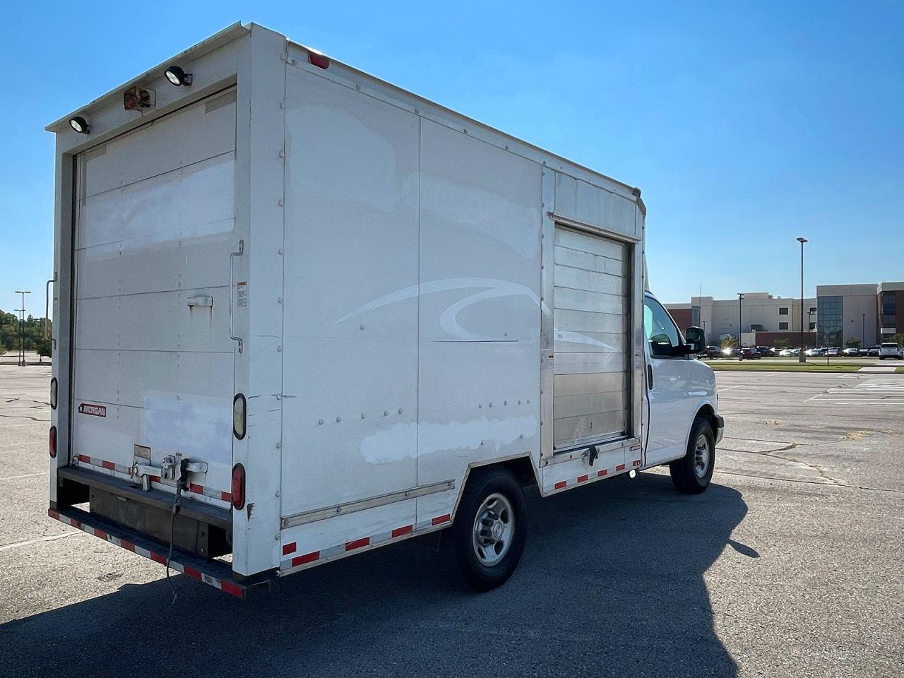 2019 Chevrolet Express G3500 - Фото 4