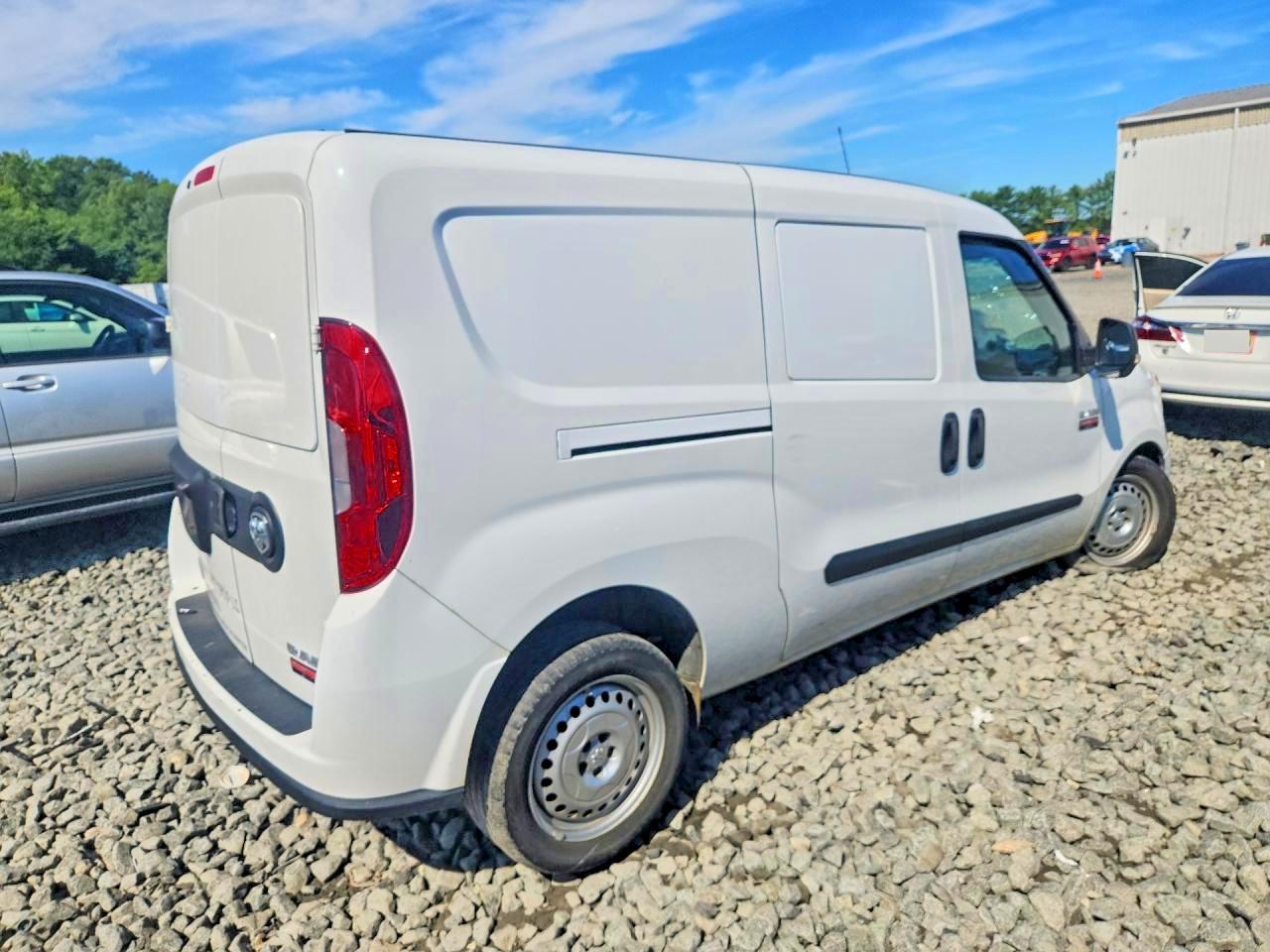 2022 Ram Promaster City Tradesman Delivery Van - Image 3