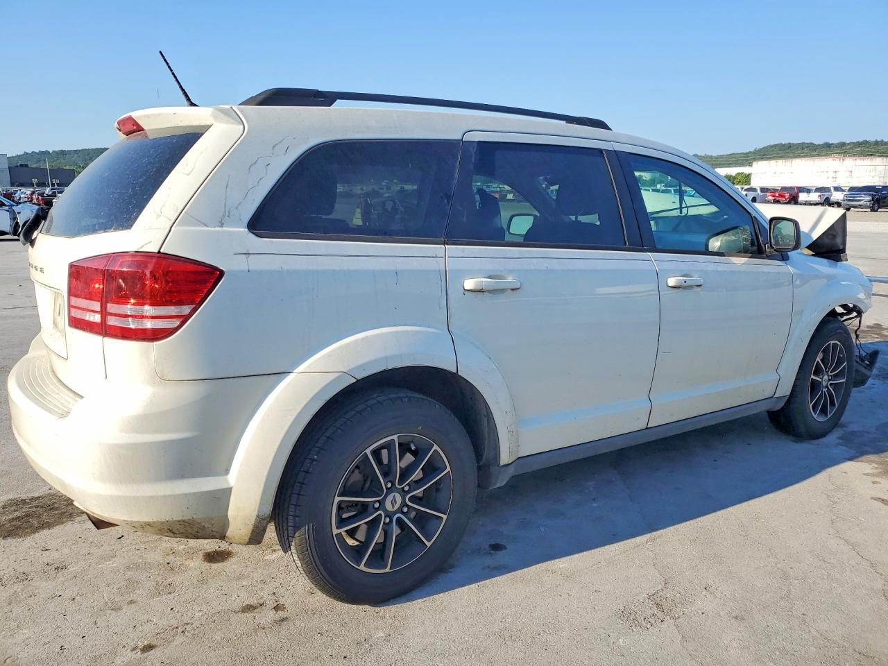 2018 Dodge Journey Se - Фото 3
